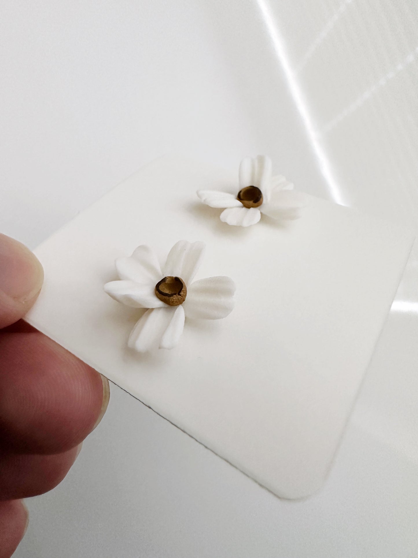 Milky Flower Stud