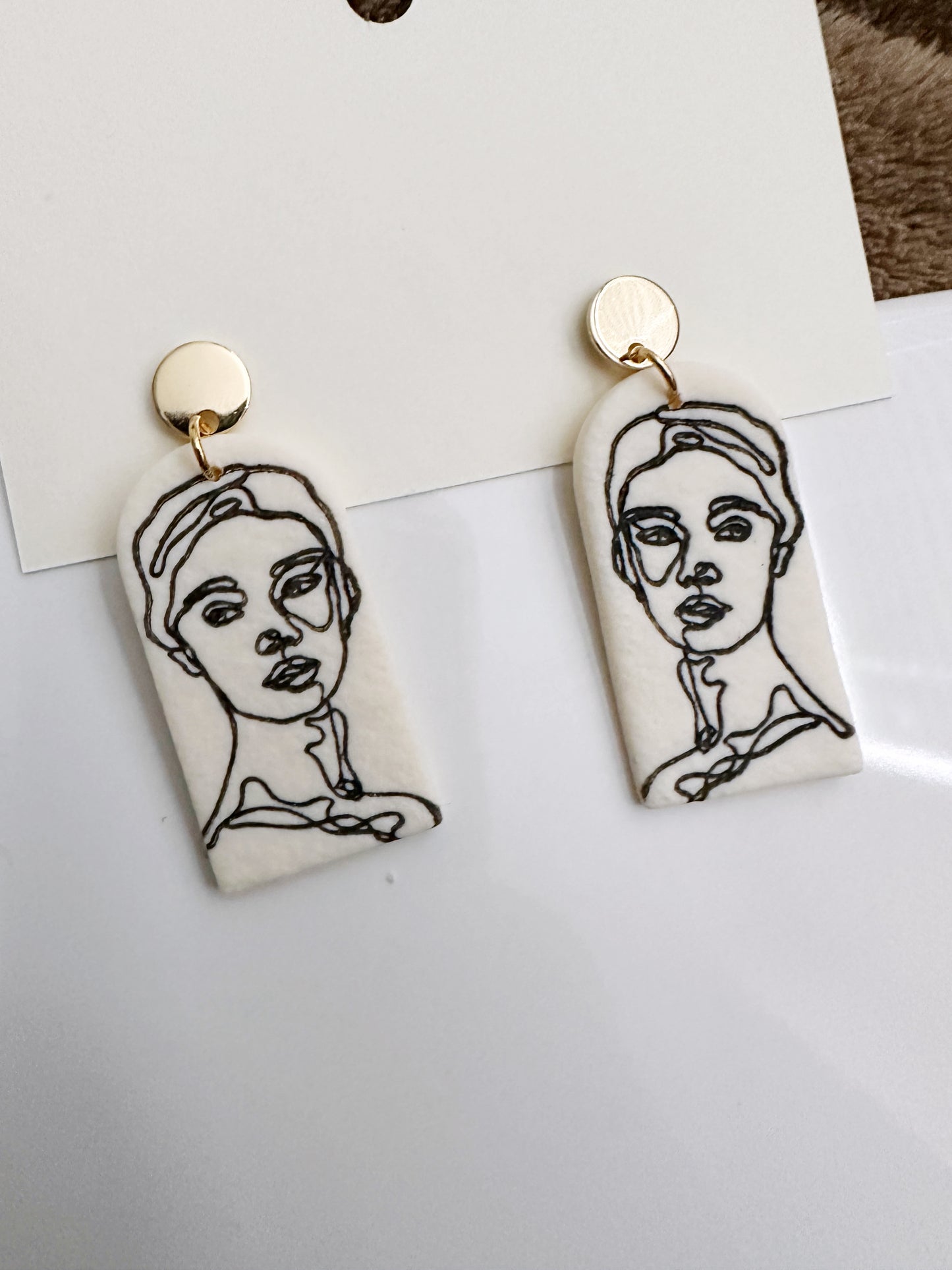 Diana Earring