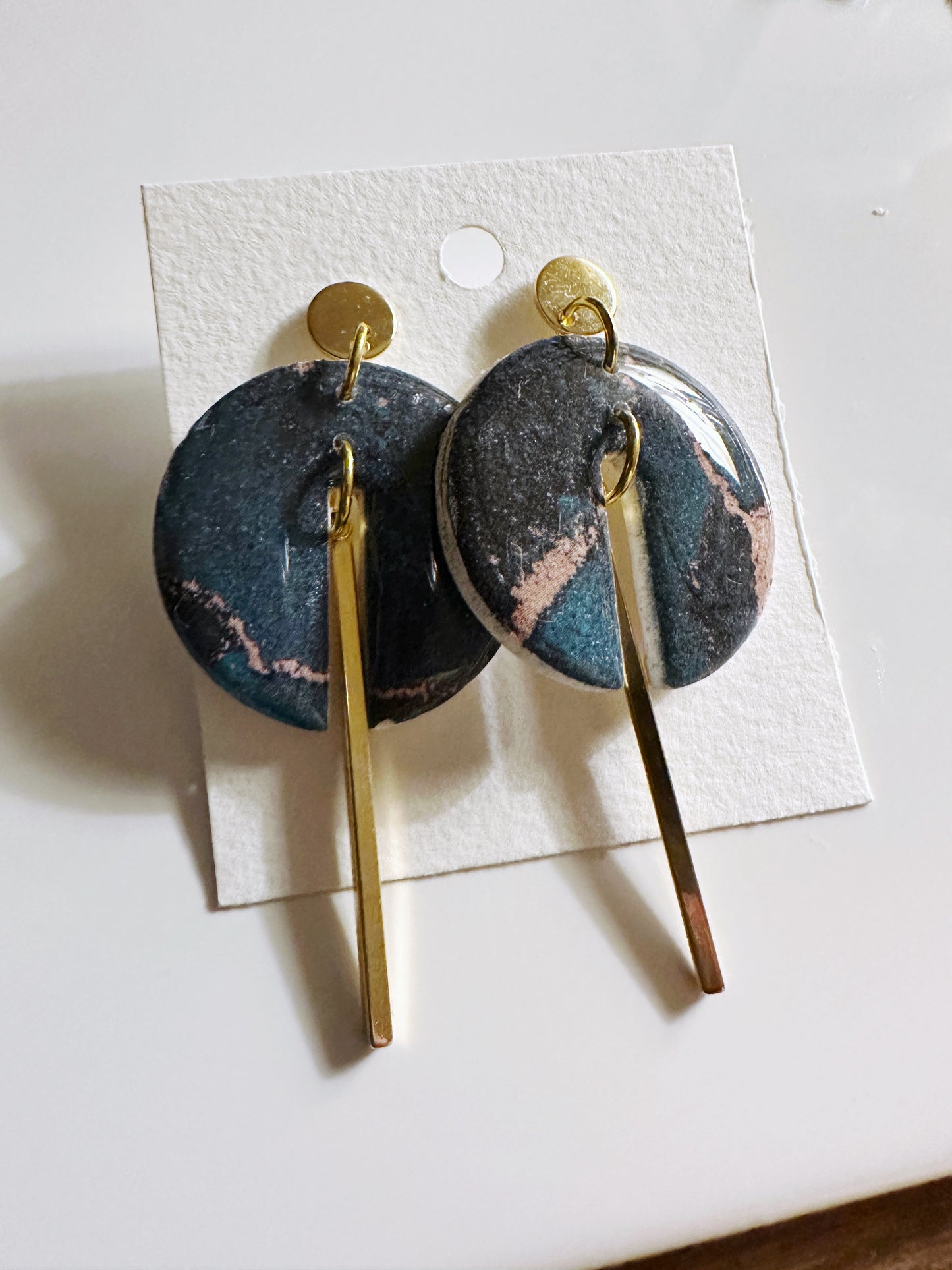 Emerald Modern Earring